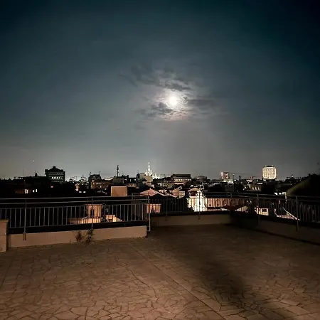 Stunning Penthouse Duomo Experience Lejlighed *