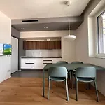 Stunning Penthouse Duomo Experience Апартаменты *