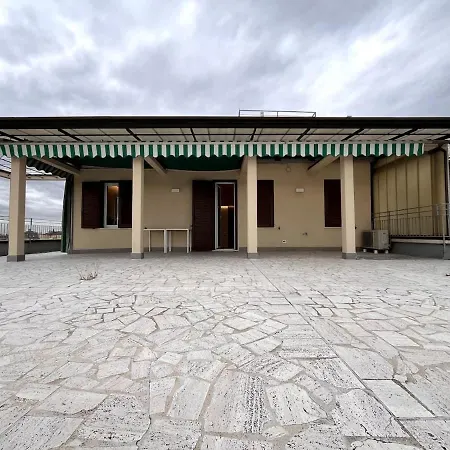 Stunning Penthouse Duomo Experience Mediolan